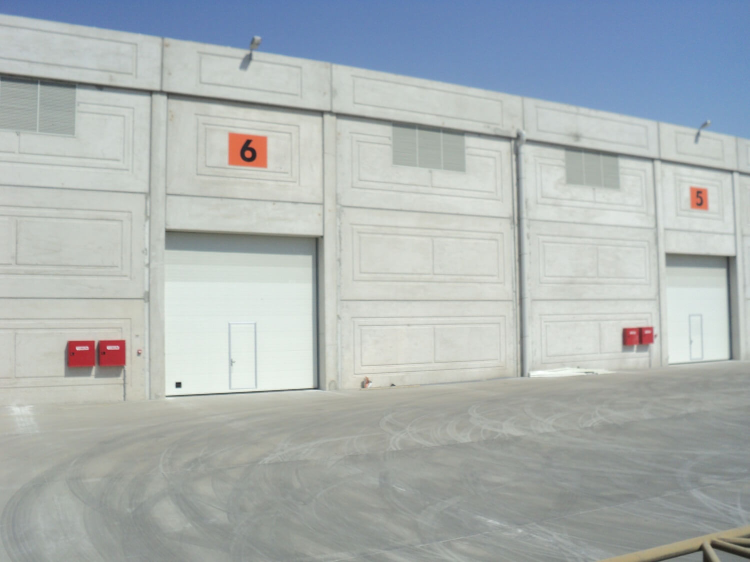 Prefabrik depo antrepo alanı
